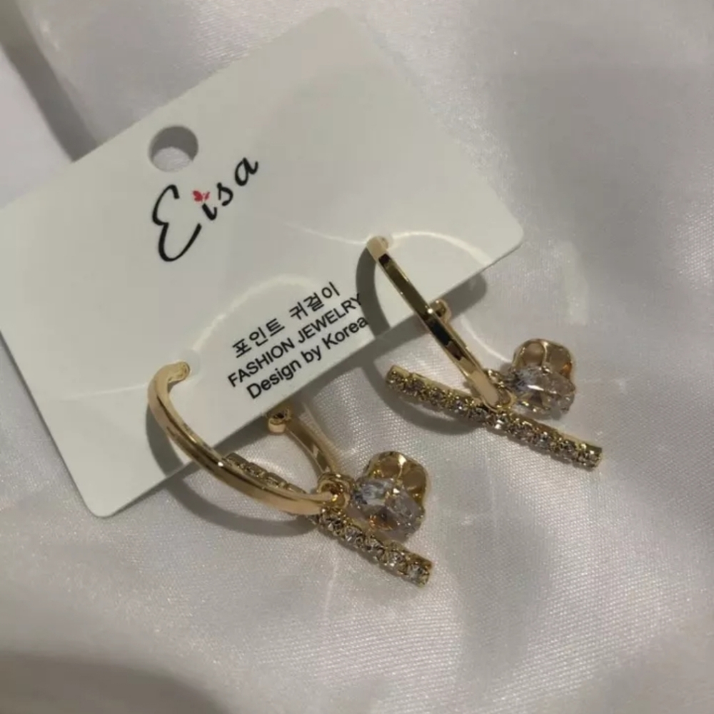 New Rhinestone Hoop Earring, Color Gold - Picture 3 of 4